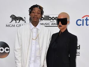 Rayakan Perceraian, Amber Rose dan Wiz Khalifa Party Bareng