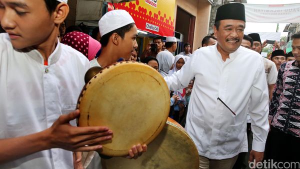 Safari Ramadan Wagub Djarot