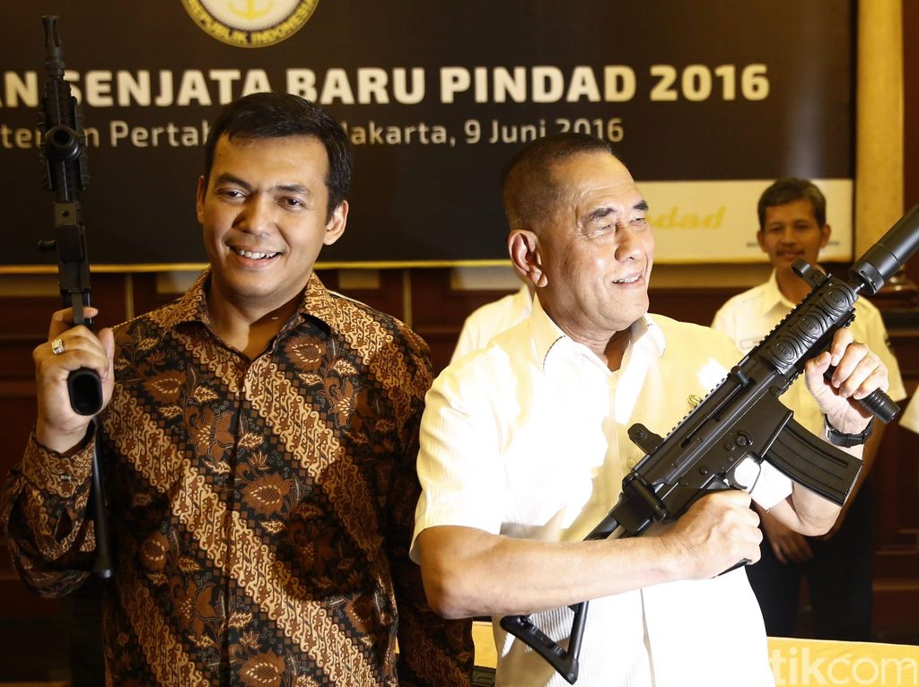 Pindad Luncurkan 4 Senjata Baru Pindad Luncurkan 4 Senjata Baru
