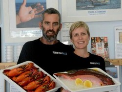 Kisah Sepasang PhD Buka Usaha Fish and Chip