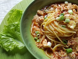 Resep Sahur: Spaghetti Kuah Ayam Pedas