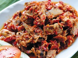 Sedapnya Cakalang Fufu Berbumbu Pedas Aromatik