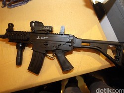 BUMN RI Promosikan Senapan Hingga Kapal Perang di Polandia