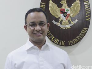 Anies Baswedan Berbagi Cerita Muslimah Inspirastif dari Padang Panjang Anies Baswedan Berbagi Cerita Muslimah Inspirastif dari Padang Panjang