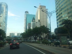 Jelang Buka Puasa, Jalanan Jakarta Macet di Mana-mana