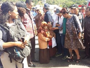 Menteri Susi Disambut Nelayan di Larantuka: Kapal Asing Tak boleh Lagi Tangkap Ikan