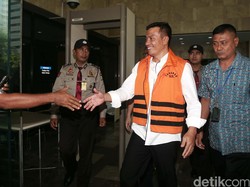 Dibui 6 Tahun karena Korupsi, Bupati Suparman Resmi Dicopot