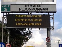 Jumat Pertama di Bulan Puasa, Jalan Tol di Jakarta Macet Parah