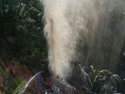 Warga di Balikpapan Cari Air Sampai 64 Meter, yang Muncul Semburan Lumpur