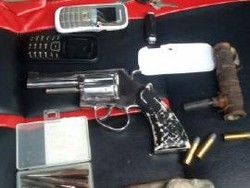 Sepucuk Revolver Disita dari Begal yang Baku Tembak dengan Polisi di Cipondoh