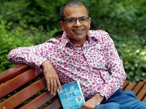 Kalahkan J.K.Rowling, Penulis India Raih Penghargaan Sastra Internasional Dublin