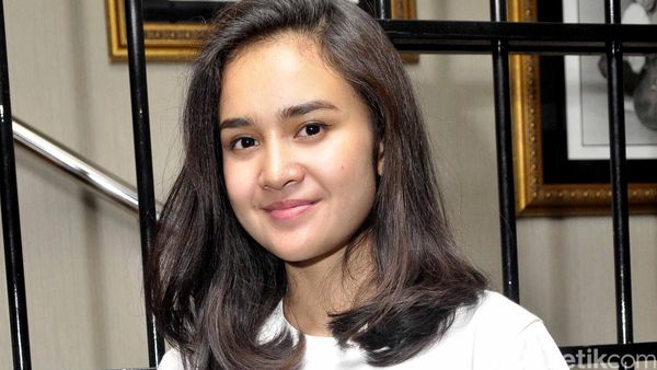 Michelle Ziudith, as Sweet as Sugar