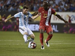 Messi Hat-trick, Argentina Lumat Panama 5-0