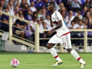 Milan Perpanjang Kontrak Zapata