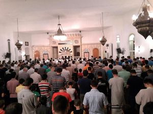 Ada Hadits Pahala Tarawih Hari ke-1 sampai 30, Benarkah?