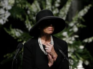 Perpisahan Mengharukan Istri dan Anak-anak Muhammad Ali