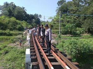 Pelajar SD Tewas Tersambar Kereta Penataran Saat Bermain