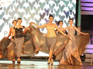 Bupati Anas Respon Pengembangan Kampung Wisata Batik