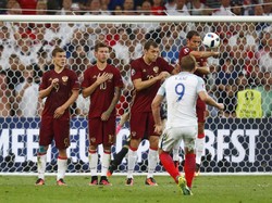 Efektivitas The Three Lions yang Dipertanyakan