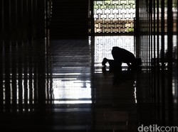 BIN Prediksi Puncak Wabah Corona Terjadi Saat Bulan Ramadan