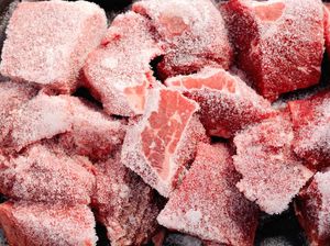 Berapa Lama Daging Awet Disimpan di Freezer?
