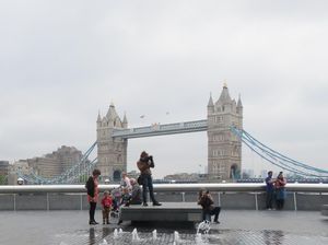 London Siapkan 12 Ribu Kembang Api untuk Malam Tahun Baru London Siapkan 12 Ribu Kembang Api untuk Malam Tahun Baru