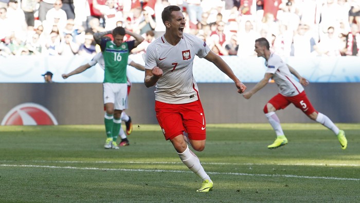 Napoli Sambut Kedatangan Arkadiusz Milik