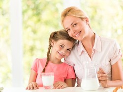 Agar Si Kecil Tak Bosan, Berikan Susu dengan 9 Cara Ini (2)