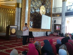 Gubernur Aher Buka Islamic Expo di Masjid Trans Studio Bandung