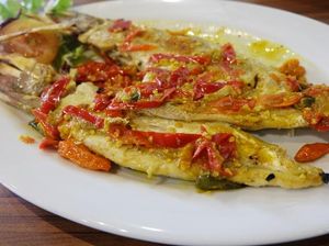 Dermaga Makassar Seafood: Enaknya Ikan Sukkang Bakar Rica dan Fillet Ikan Kudu-Kudu