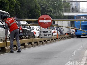Sterilisasi Busway Bikin Macet, Kadishub DKI: Biarkan Memang Harus Dipaksain Sterilisasi Busway Bikin Macet, Kadishub DKI: Biarkan Memang Harus Dipaksain