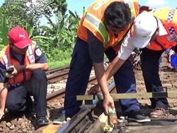PT KAI Daops IX Periksa Lintasan KA Banyuwangi-Surabaya Antisipasi Anjlok