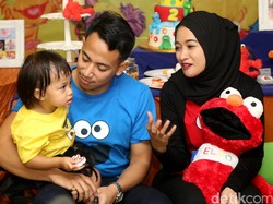 Anak Masih Kecil, Poppy Bunga Belum Mau Ambil Banyak Job