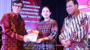 Menkum HAM Luncurkan Buku Birokrasi Digital