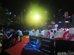 Ratusan Fans Berdandan Hantu Bikin Pesta Ghostbusters Pecahkan Rekor Dunia