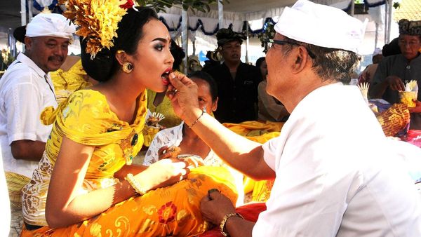 Blue Bird Gelar Mapandes Kinembulan di Bali