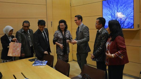 Menghadiri Acara Seminar Public Hearing and Seminar FOR NEXT GENERATIONS 2016