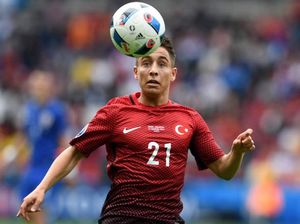 Kisah Emre Mor yang Sabar Menunggu Modric untuk Selfie Bareng