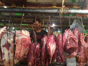 Harga Daging di Jakarta Masih Rp 120.000/Kg Harga Daging di Jakarta Masih Rp 120.000/Kg