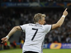 Loew: Schweinsteiger Bahas Masa Depan Usai Piala Eropa