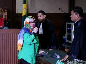 Terbukti Terima Suap, Dewie Yasin Limpo dan Stafnya Divonis 6 Tahun Bui