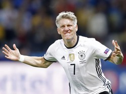 Perayaan Gol yang Bikin Schweinsteiger Ngos-ngosan