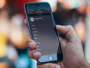 Mau Gelap-gelapan di iPhone? Begini Caranya Mau Gelap-gelapan di iPhone? Begini Caranya