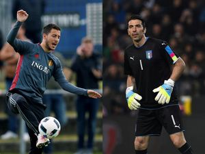 Sebelum Duel, Buffon-Hazard Saling Lempar Pujian