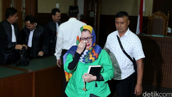 Dewie Yasin Limpo Dihukum 6 Tahun Penjara