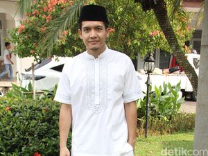 Ungkapan Rasa Kehilangan Dimas Seto Ditinggalkan Ayah