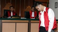 Riki Sopir Fortuner Maut Dituntut 6 Tahun Penjara