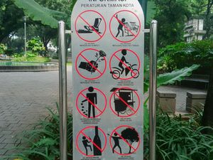 Taman Suropati Sepi Usai Penertiban, Pengunjung Berharap Ada Parkiran Khusus