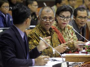 KPK Selidiki Bos BUMN yang Terima Uang di Singapura, Saksi Sudah Diperiksa KPK Selidiki Bos BUMN yang Terima Uang di Singapura, Saksi Sudah Diperiksa