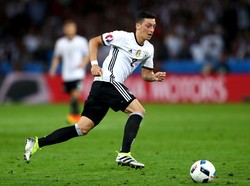 Oezil yang Semakin Bebas di  Die Mannschaft